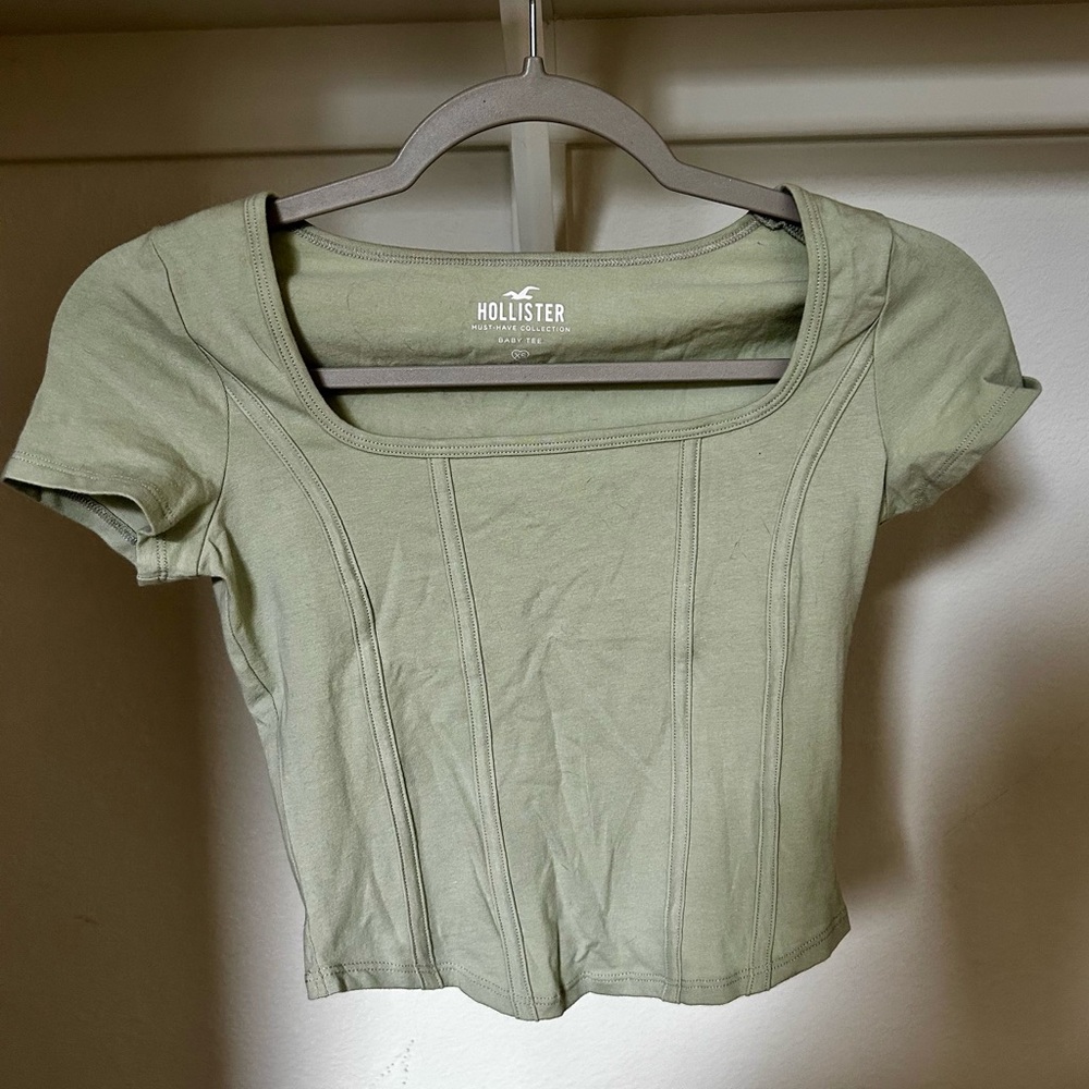 Hollister Women's Crop Baby Tee | XS